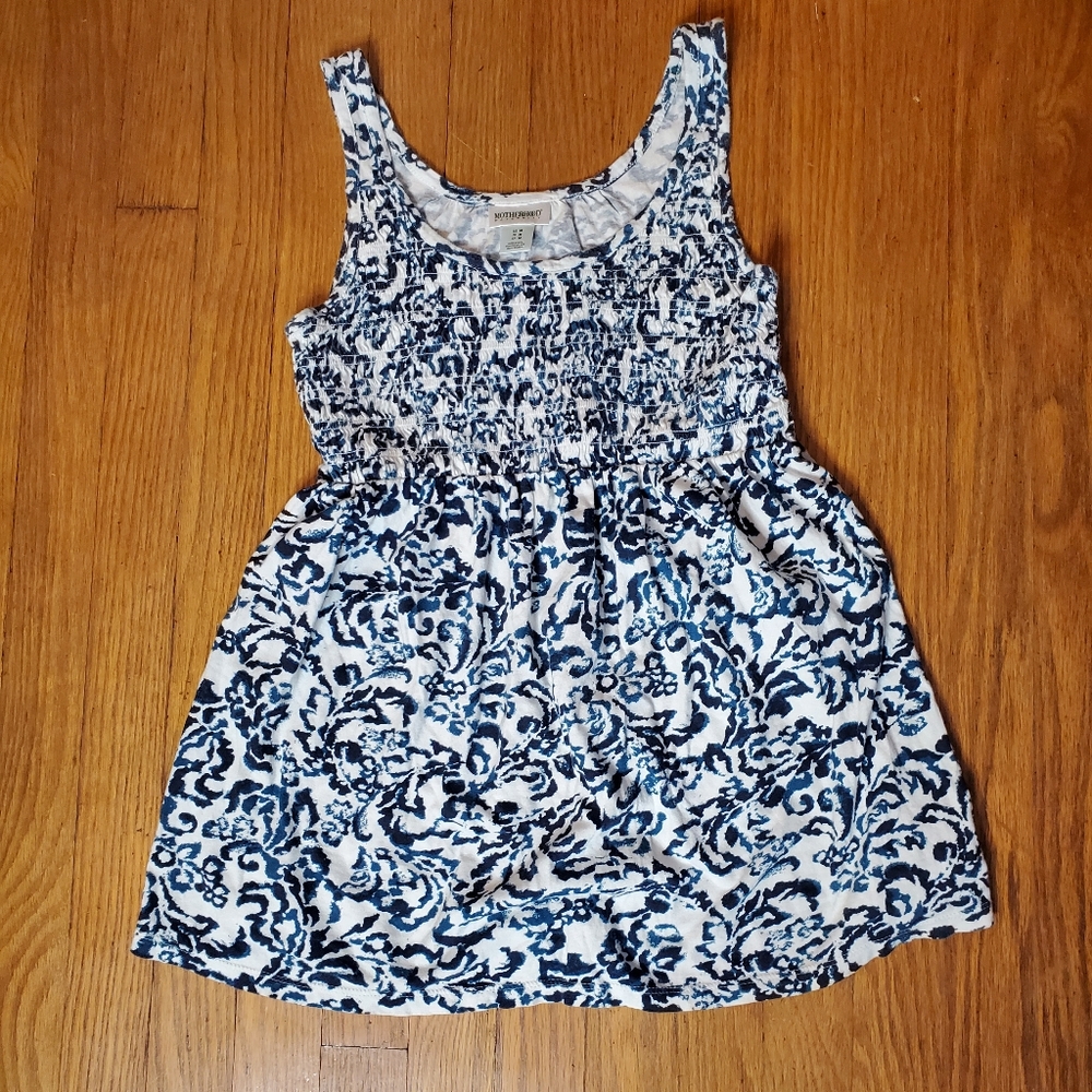 Motherhood Maternity Smocked Top Medium